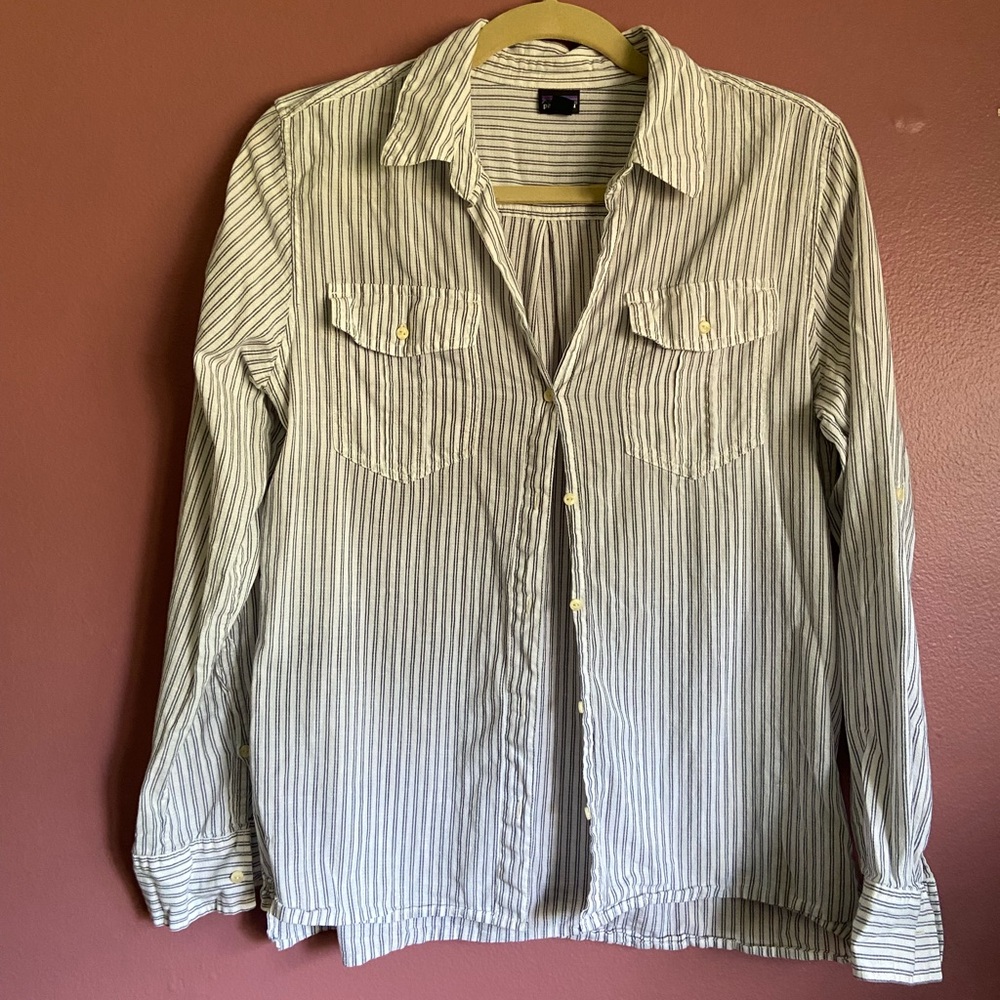Patagonia Women's Blue and White Striped Button-Down Shirt